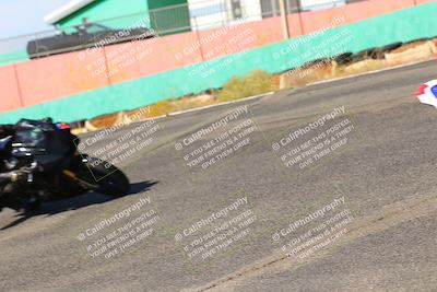 media/Oct-15-2022-TrackXperience (Sat) [[8f70b8b0be]]/Group 2/session 2 turn 3 and 4/